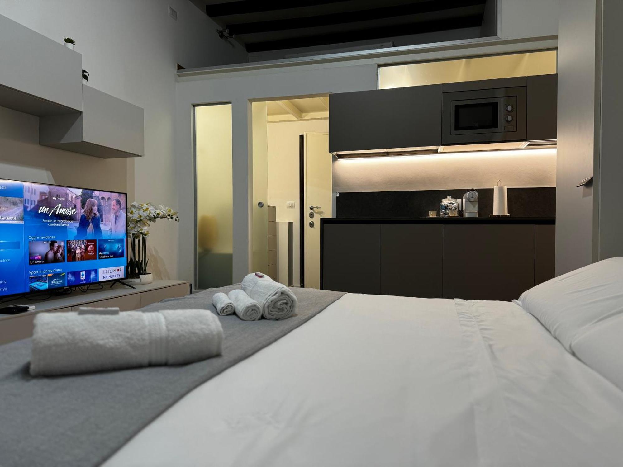 Appartamento Regina Milano In Corso Lodi - Sky Tv, Wifi E Breakfast Box Esterno foto