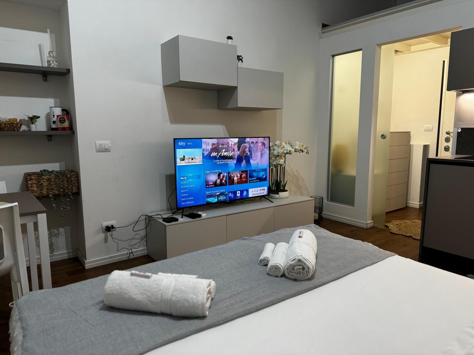 Appartamento Regina Milano In Corso Lodi - Sky Tv, Wifi E Breakfast Box Esterno foto