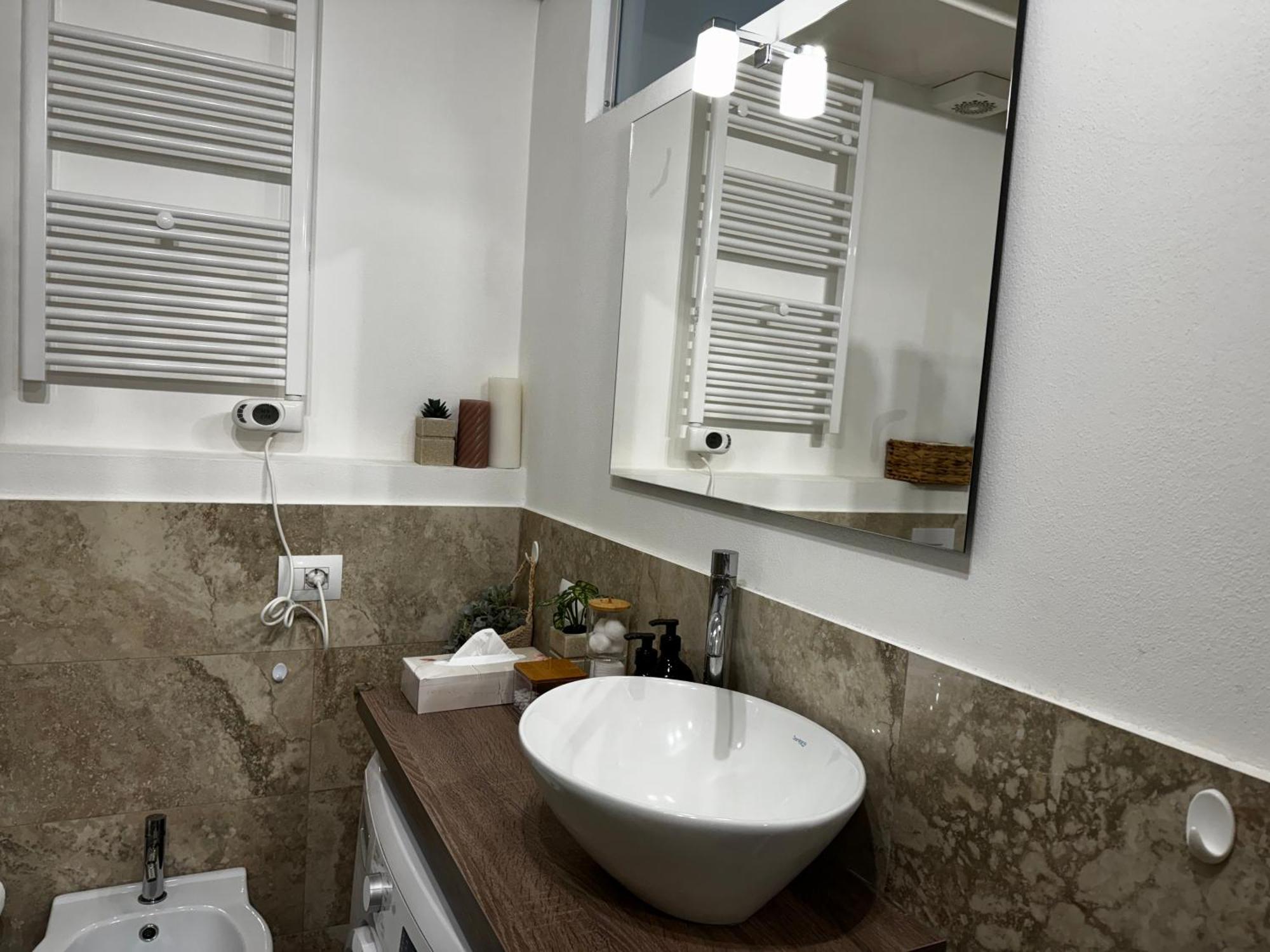 Appartamento Regina Milano In Corso Lodi - Sky Tv, Wifi E Breakfast Box Esterno foto